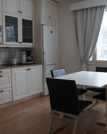 Kotimajoitukset Metsä Rovaniemi